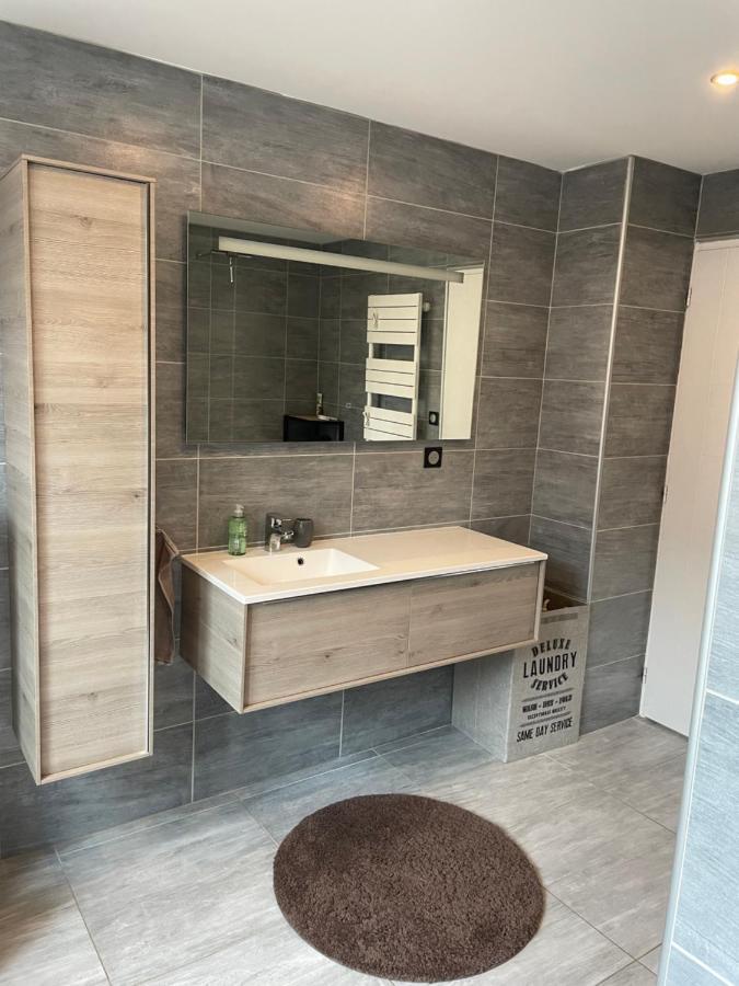 Appartement De Adrien Garage Prive Charleville-Mezieres Exterior photo